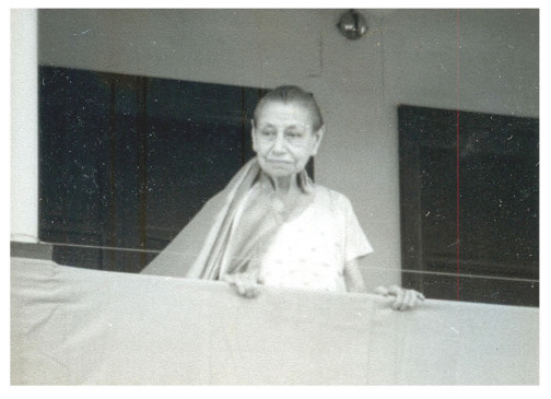 MA-094_Balcony Darshan